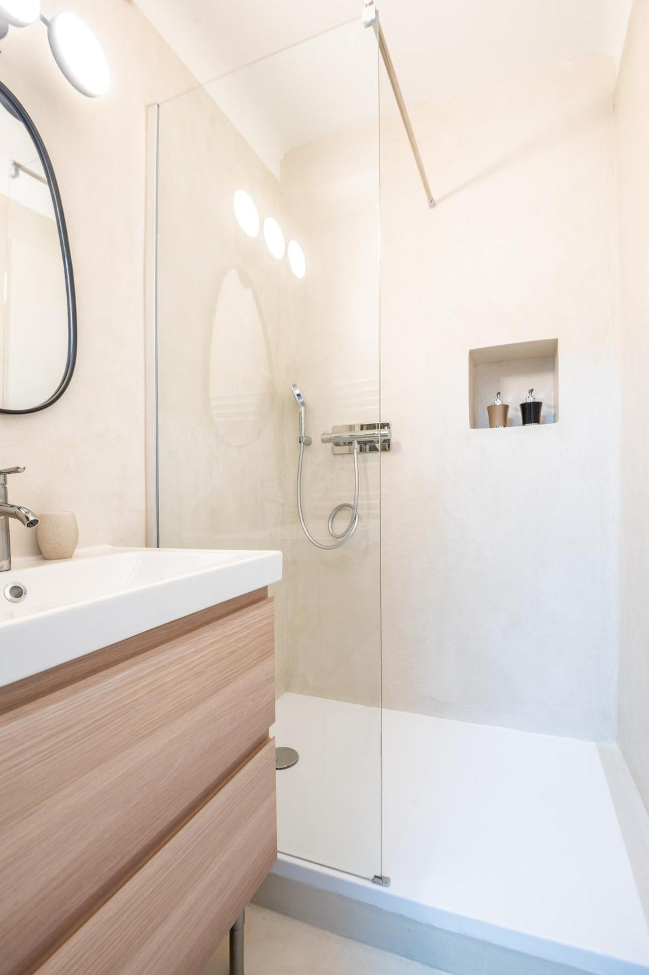 Appartement Au Calme De L'iris - Clim - Garage - Wifi - Tramway